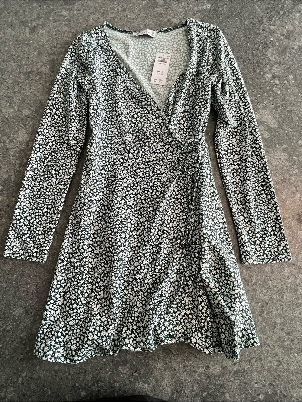 Hollister Green Floral Wrap Long-Sleeve Dress
